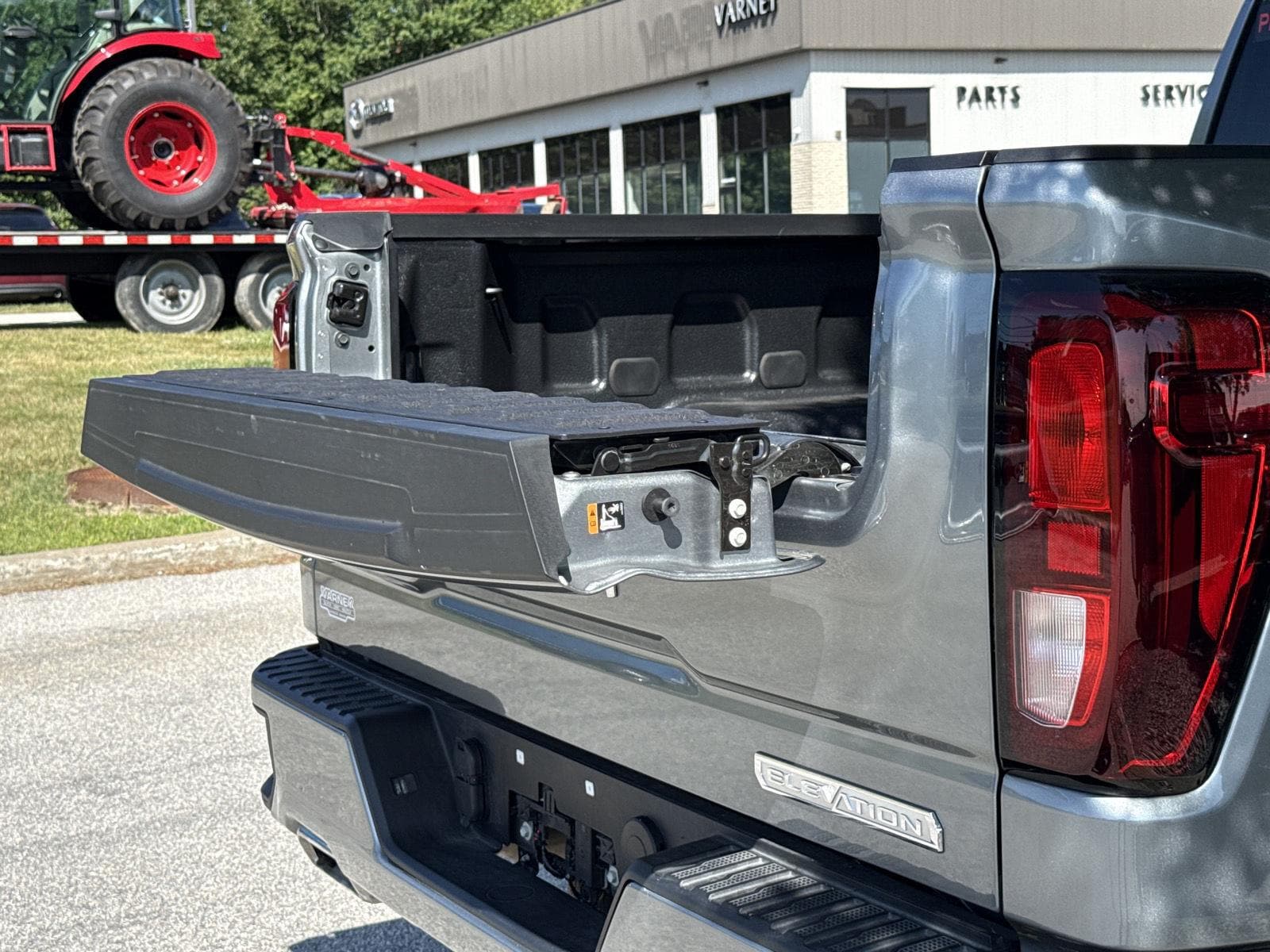 2026 GMC Sierra 1500 Elevation - Photo 12