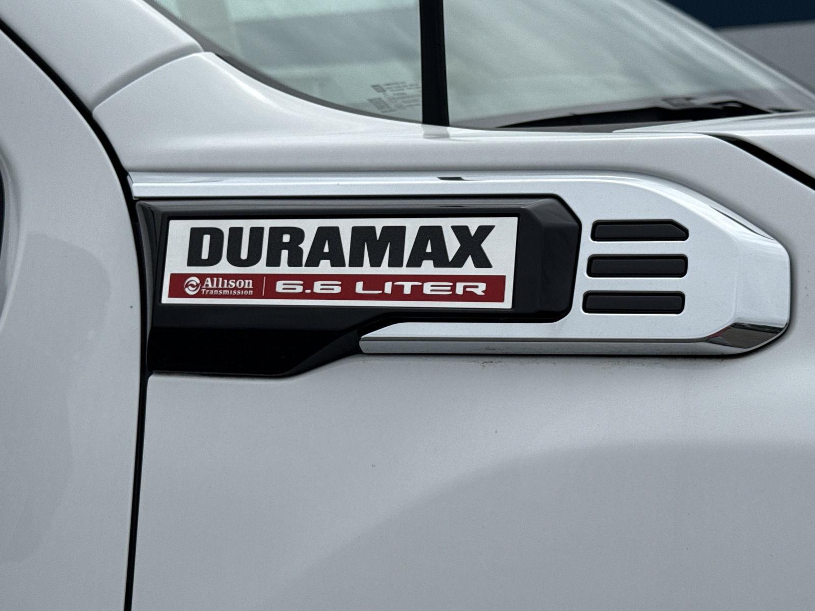 2025 Gmc Sierra 2500 HD SLE photo 4
