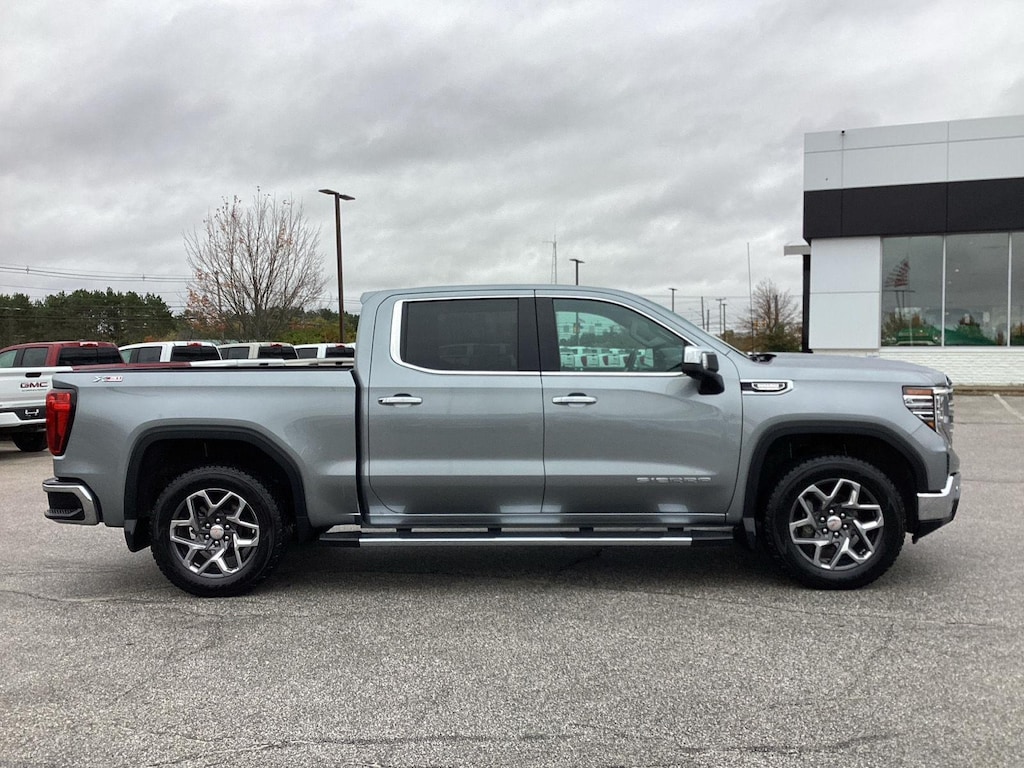 Used 2023 GMC Sierra 1500 SLT Truck Crew Cab