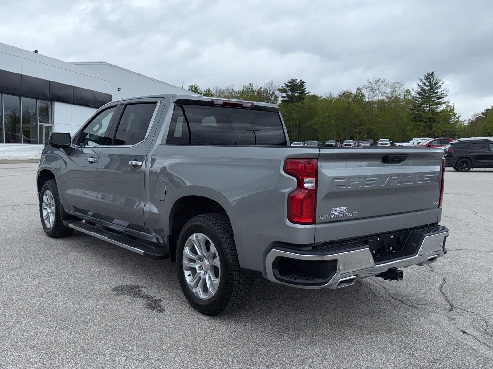 2025 Chevrolet Silverado 1500 LTZ - Photo 10