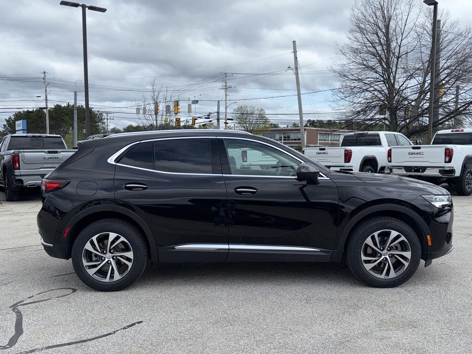 2022 Buick Envision Essence photo 4