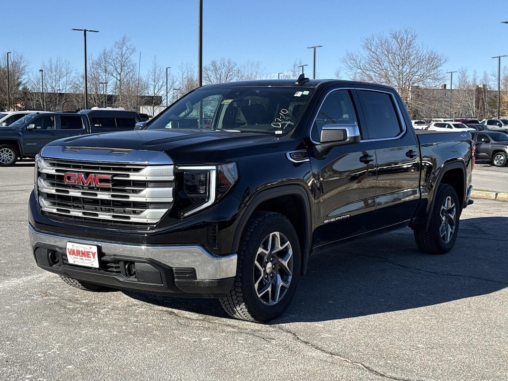 New 2025 GMC Sierra 1500 SLE Truck Crew Cab