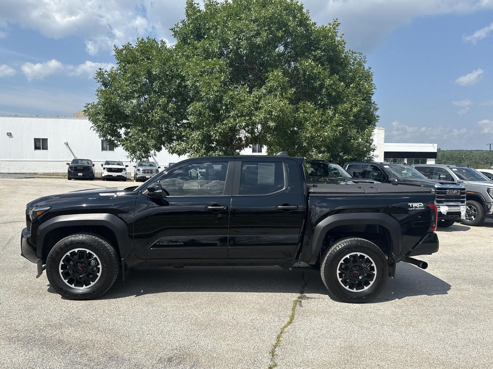 2024 Toyota Tacoma 4x4 TRD Sport photo 4