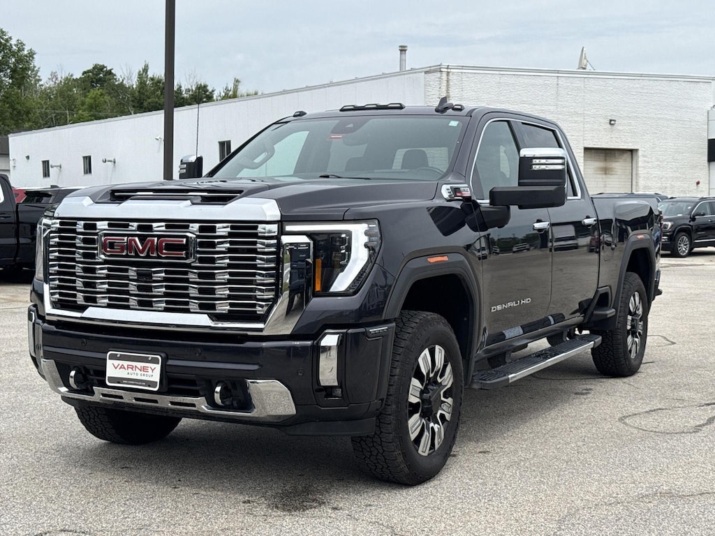 Used 2024 GMC Sierra 2500 HD Denali Truck Crew Cab