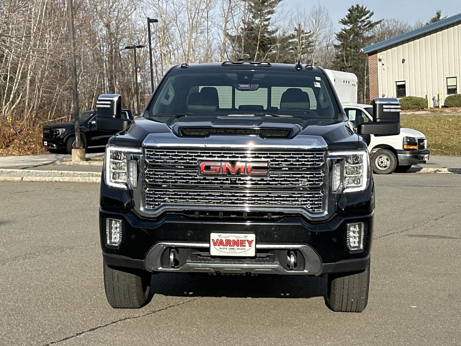 2023 Gmc Sierra 3500 HD Denali photo 2