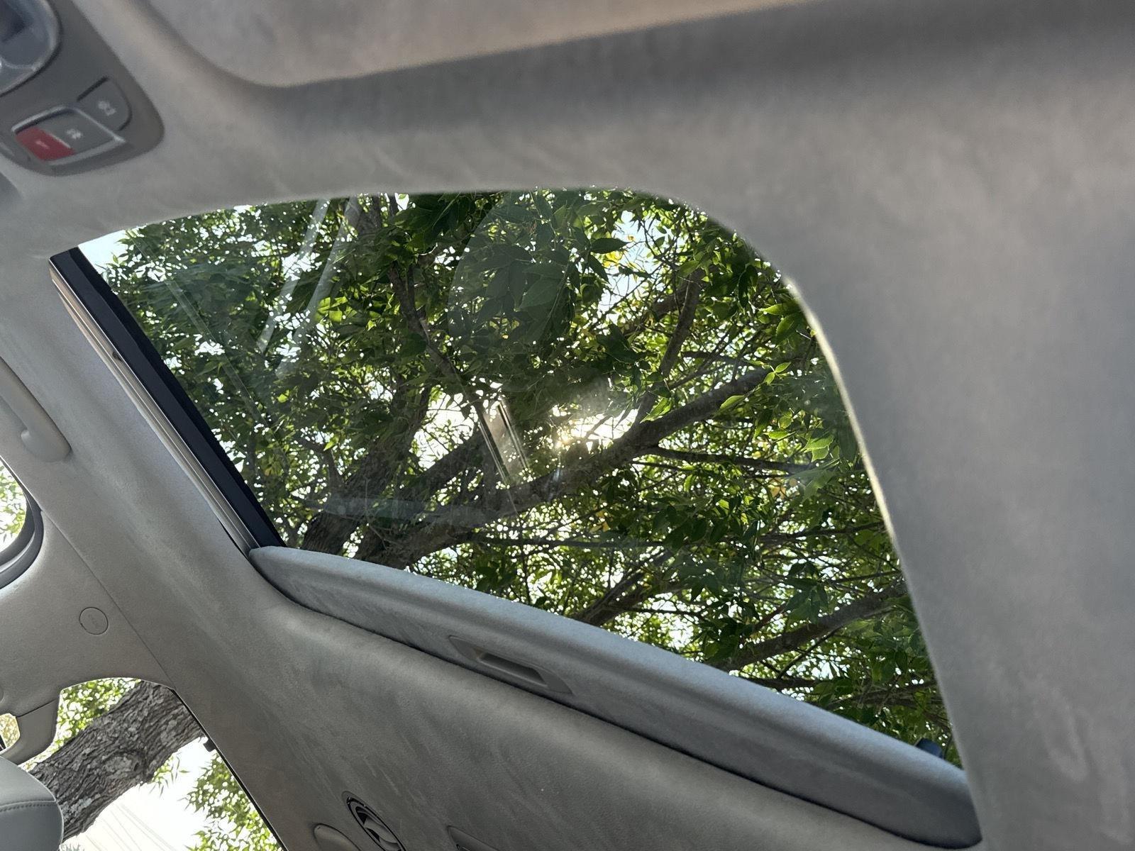 2024 Kia Telluride SX Prestige photo 2