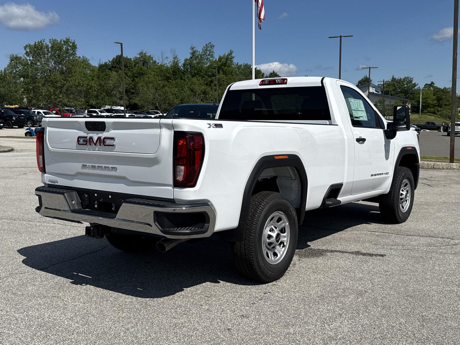 2026 GMC Sierra 2500HD Pro - Photo 10