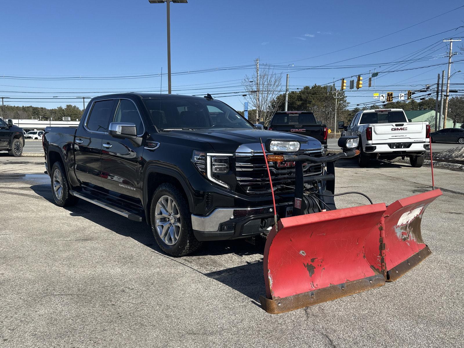 2022 Gmc Sierra 1500 SLT photo 2