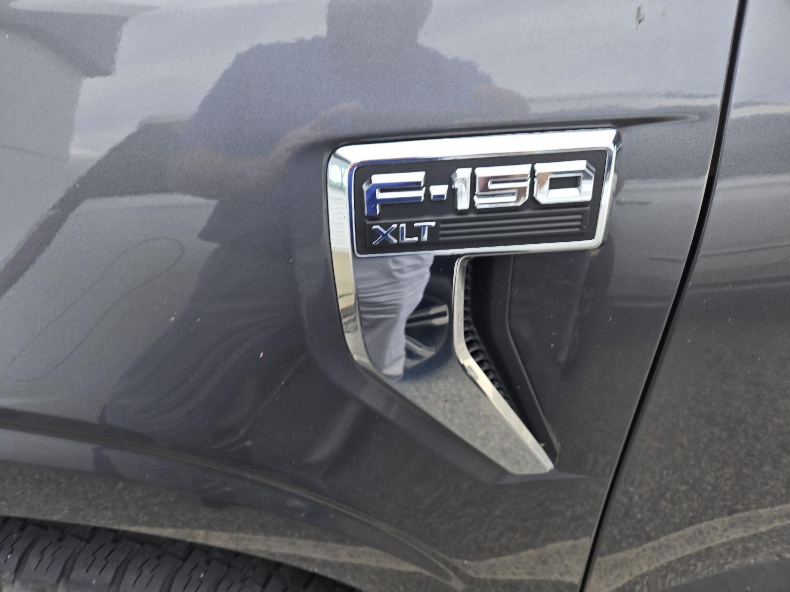 2021 Ford F-150 XL photo 2