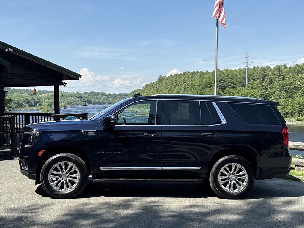 Used 2022 GMC Yukon SLT SUV