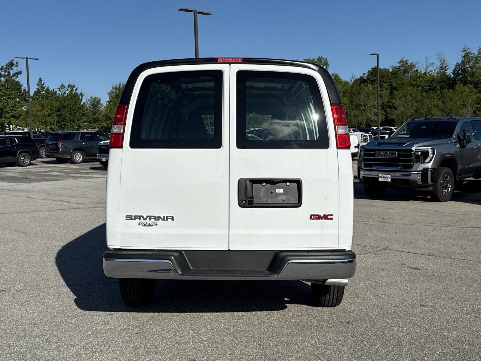 2025 GMC Savana Cargo Work Van - Photo 8