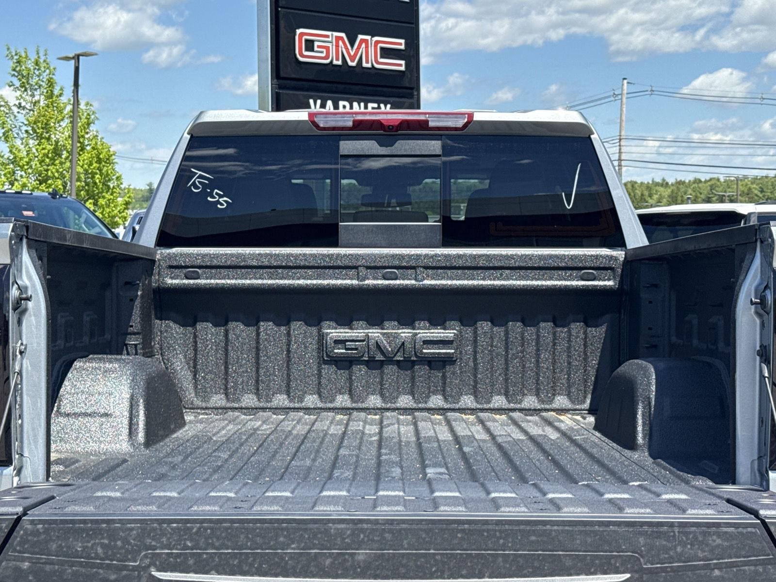 2026 GMC Sierra 1500 Denali - Photo 13
