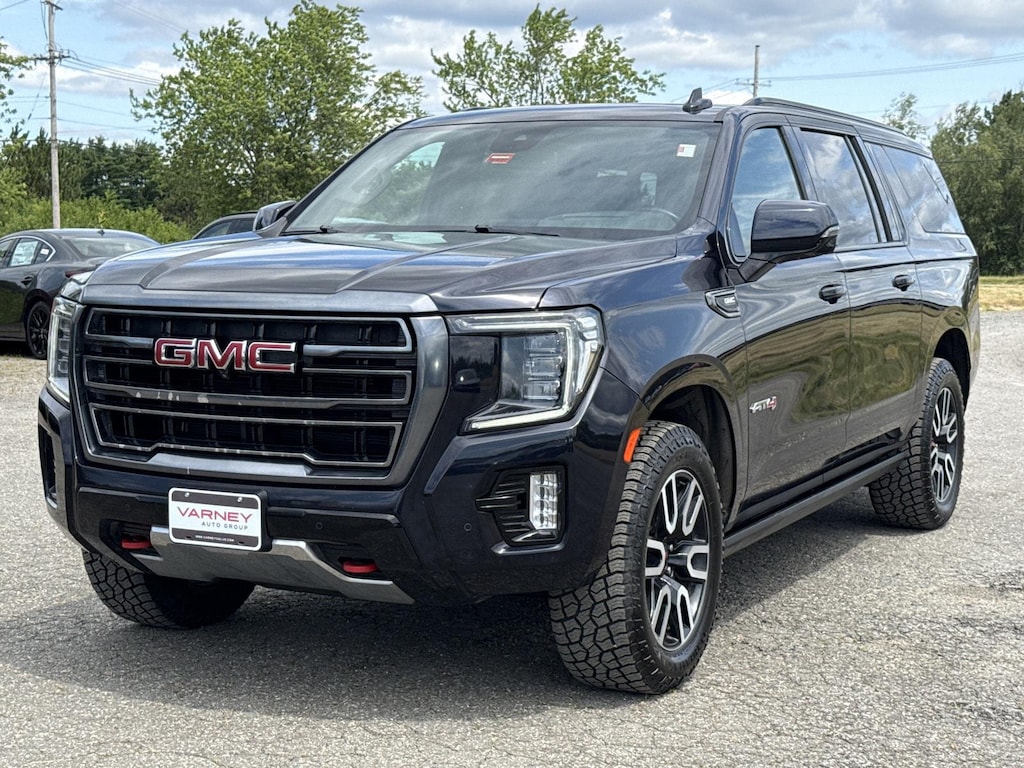 Used 2023 GMC Yukon XL AT4 SUV