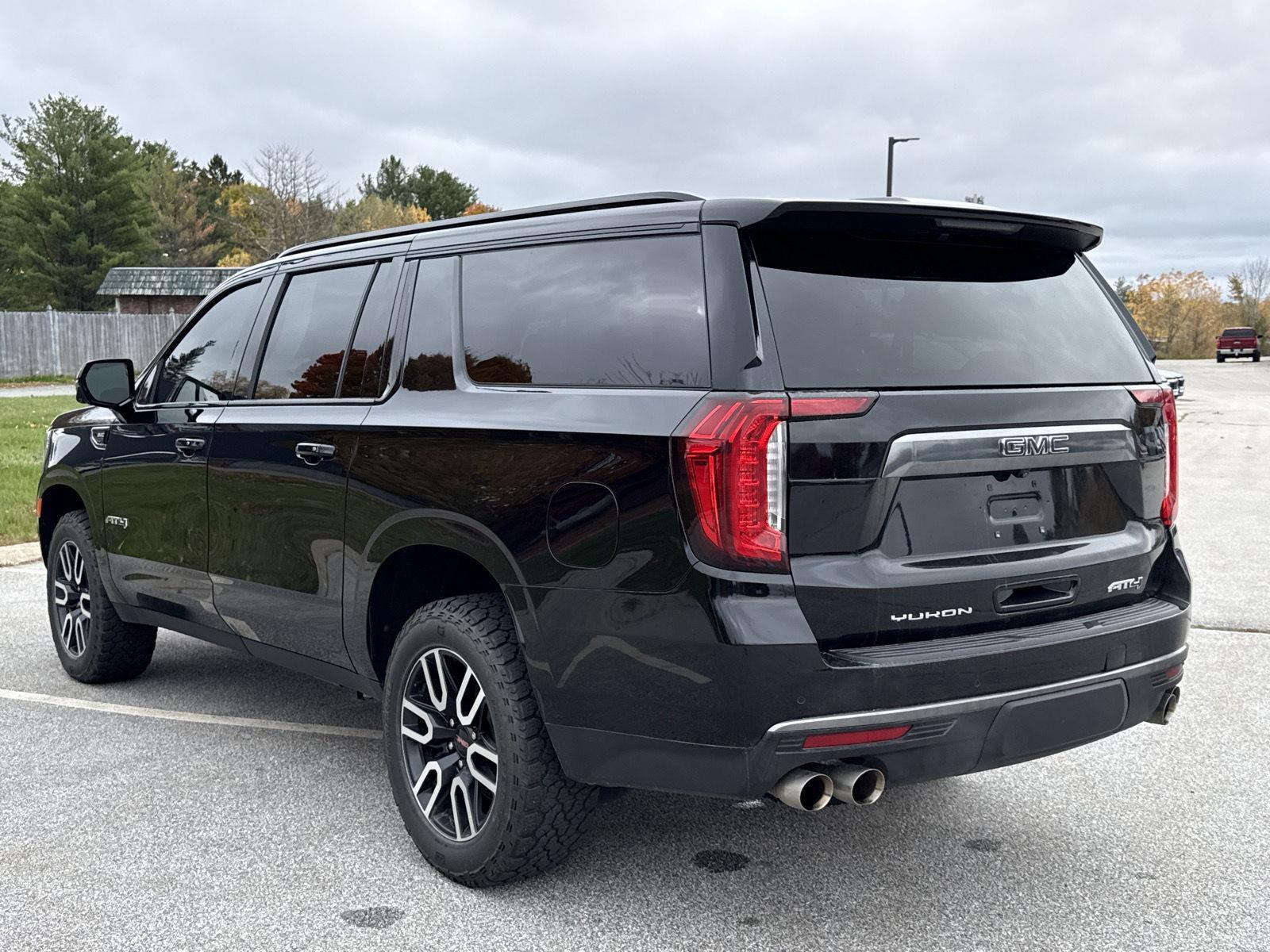2023 GMC Yukon XL AT4 - Photo 7