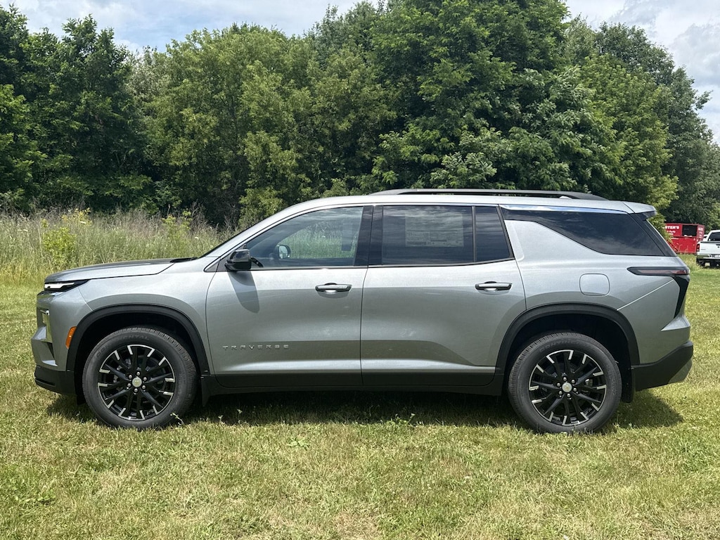 New 2026 Chevrolet Traverse LT SUV