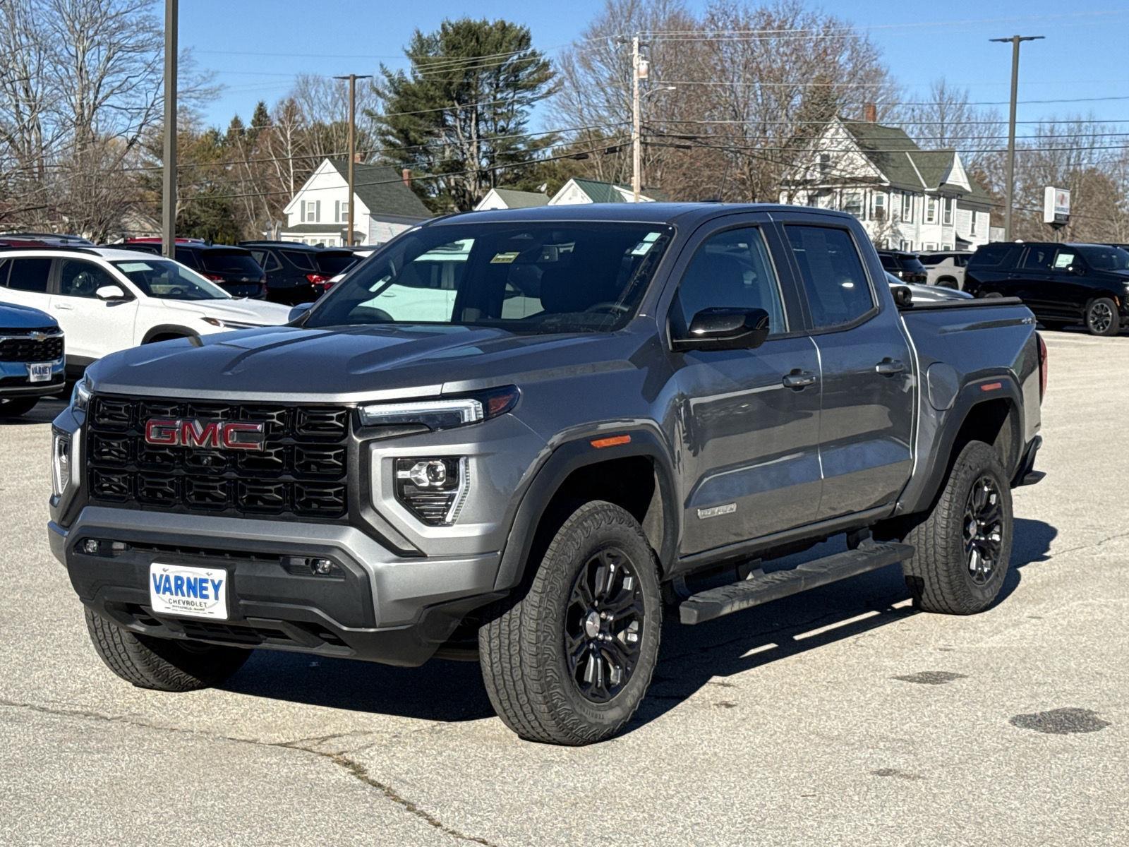 2023 GMC Canyon Elevation's photo