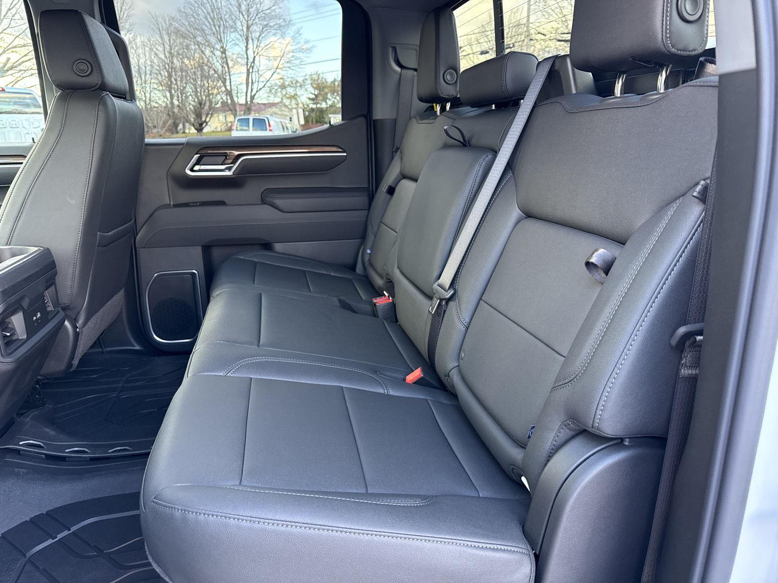 2026 Chevrolet Silverado 1500 RST - Photo 13