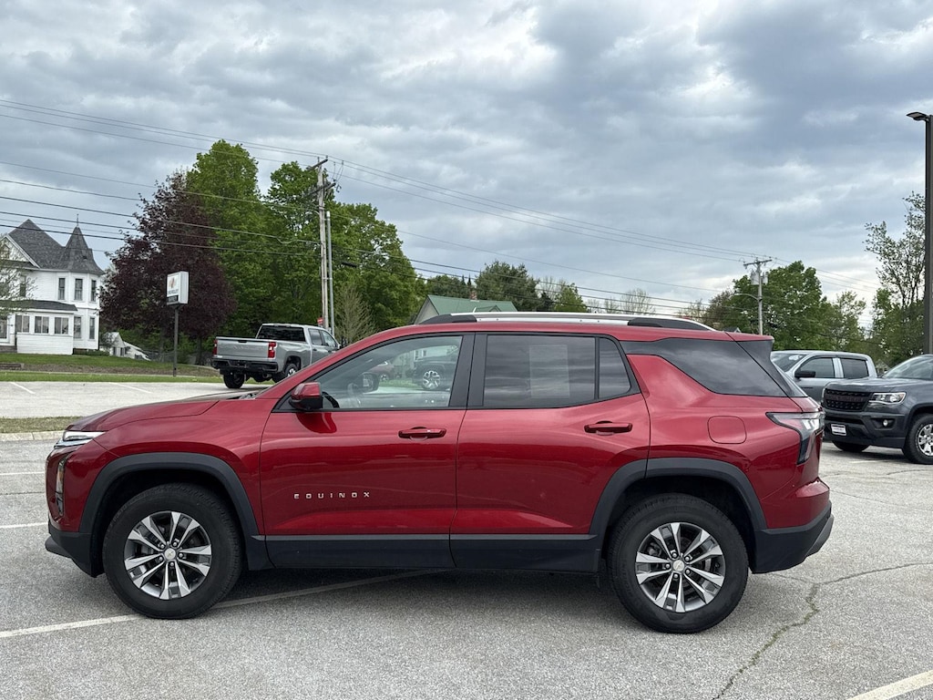 Used 2025 Chevrolet Equinox LT SUV