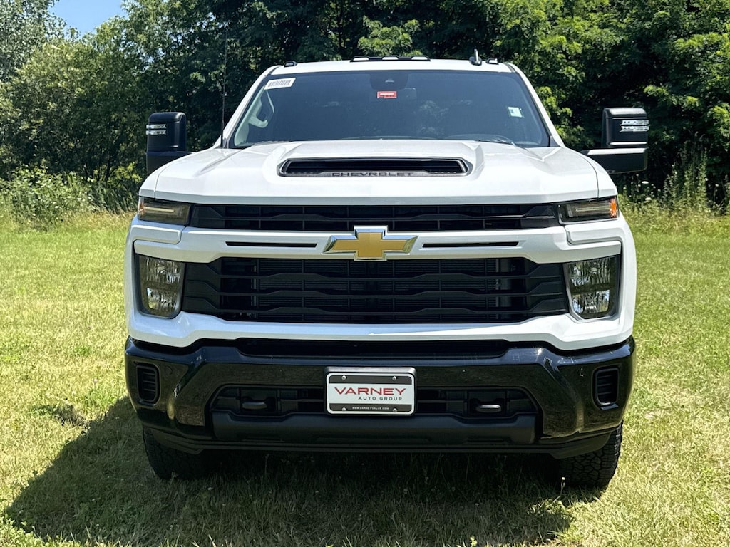 New 2026 Chevrolet Silverado 2500 HD Custom Truck Crew Cab