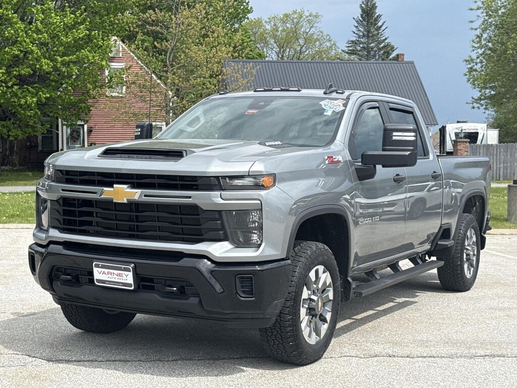 Used 2025 Chevrolet Silverado 2500 HD Custom Truck Crew Cab