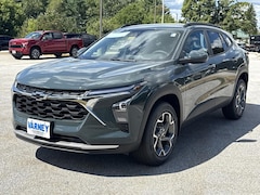 2025 Chevrolet Trax LT SUV