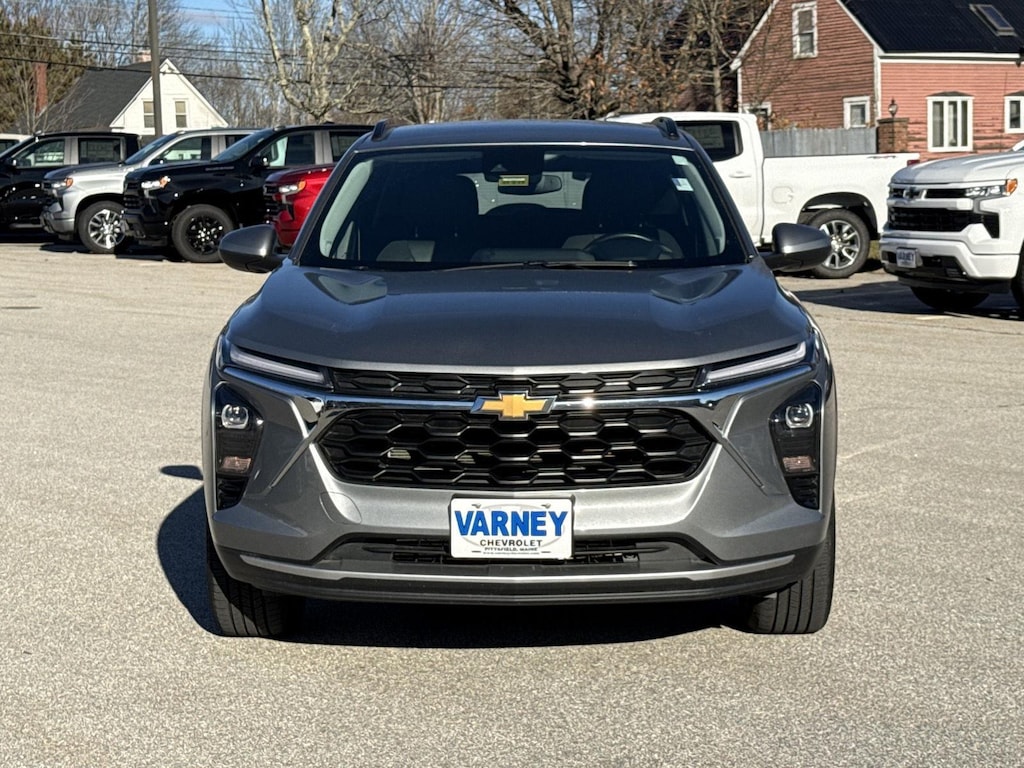 Used 2024 Chevrolet Trax LT SUV