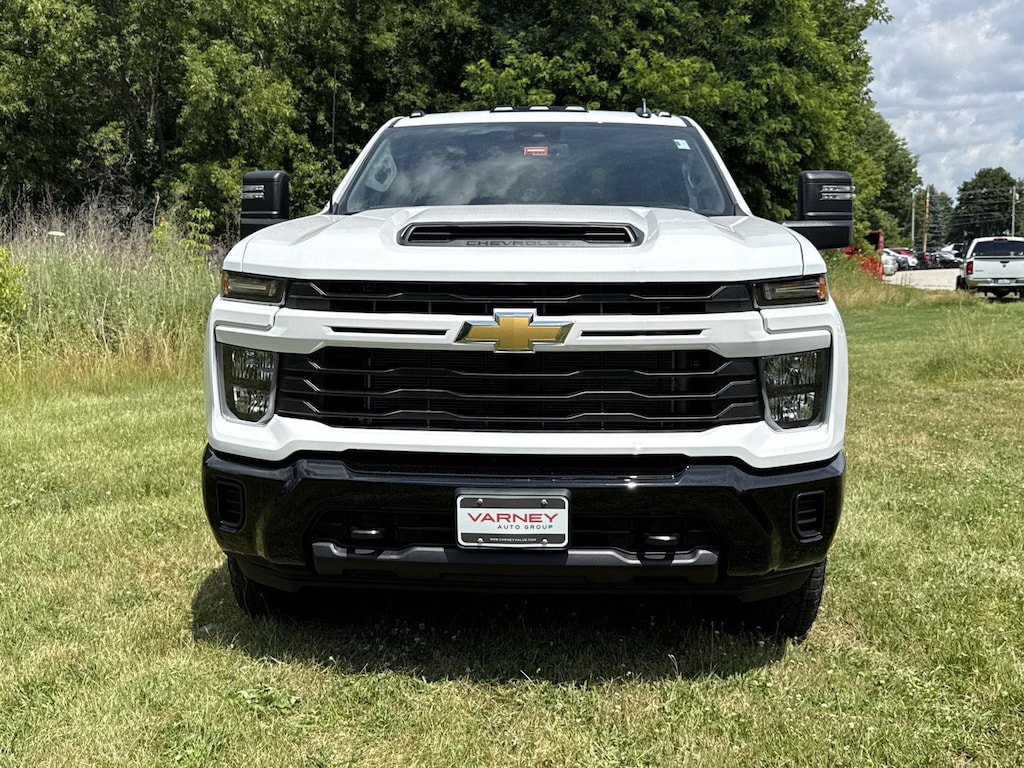 New 2026 Chevrolet Silverado 2500 HD Custom Truck Crew Cab
