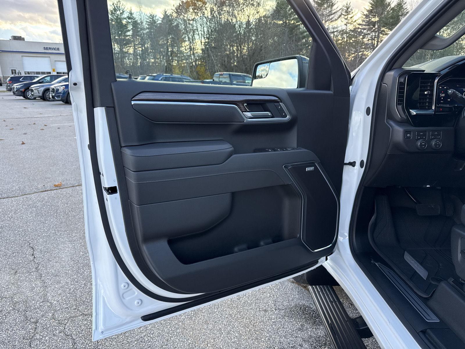 2026 Chevrolet Silverado 1500 RST - Photo 11