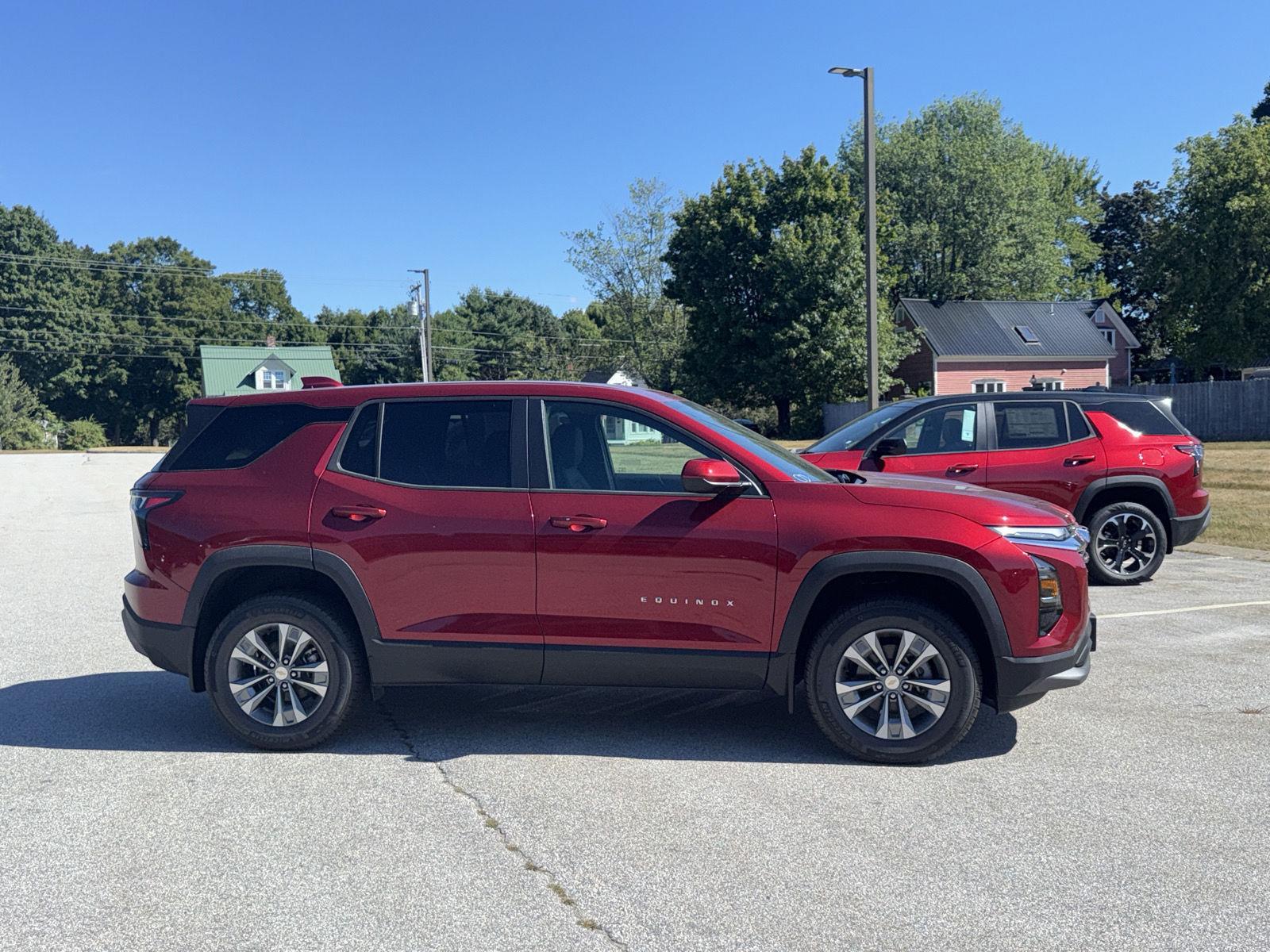 2026 Chevrolet Equinox LT photo 4