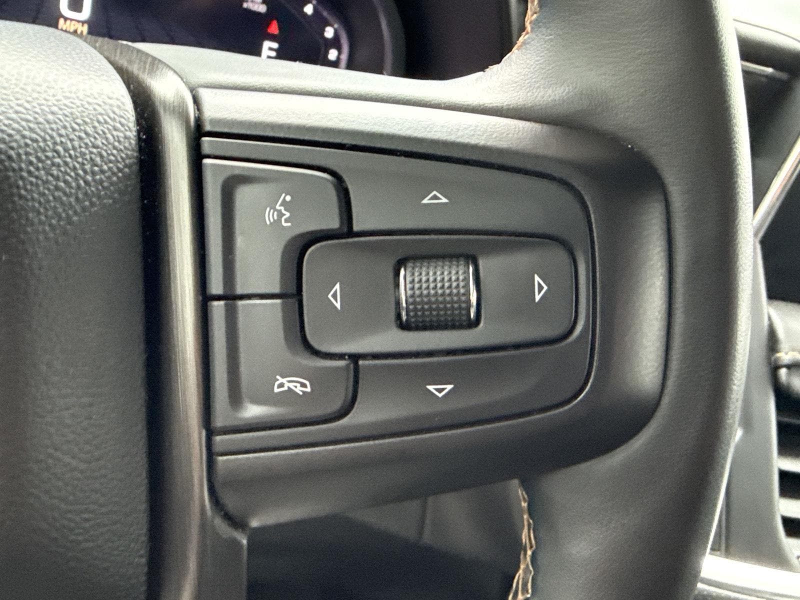 2023 GMC Yukon XL AT4 - Photo 20