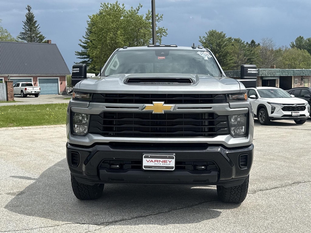 Used 2025 Chevrolet Silverado 2500 HD Custom Truck Crew Cab