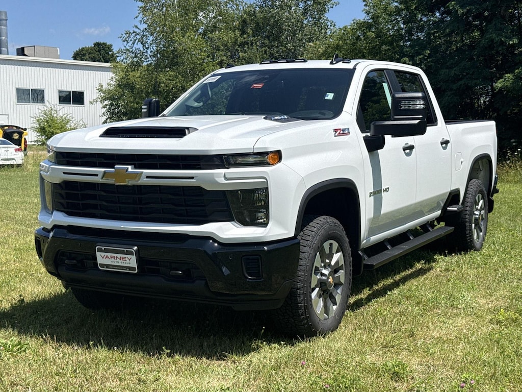 New 2026 Chevrolet Silverado 2500 HD Custom Truck Crew Cab