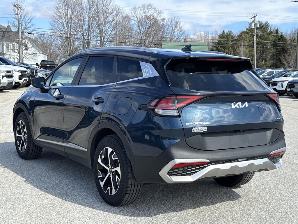 Used 2023 Kia Sportage Hybrid EX SUV