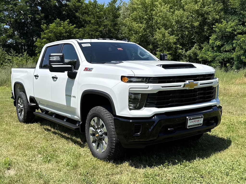 New 2026 Chevrolet Silverado 2500 HD Custom Truck Crew Cab