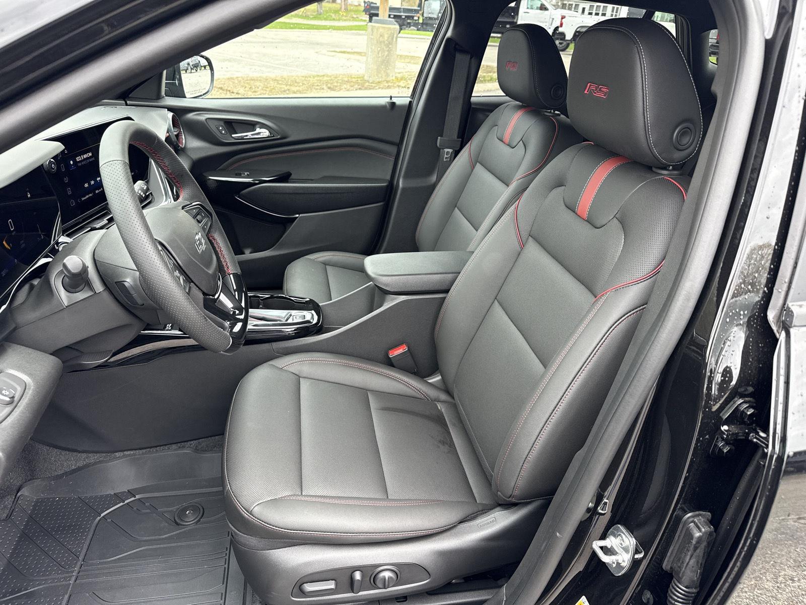 2026 Chevrolet Trax RS - Photo 11