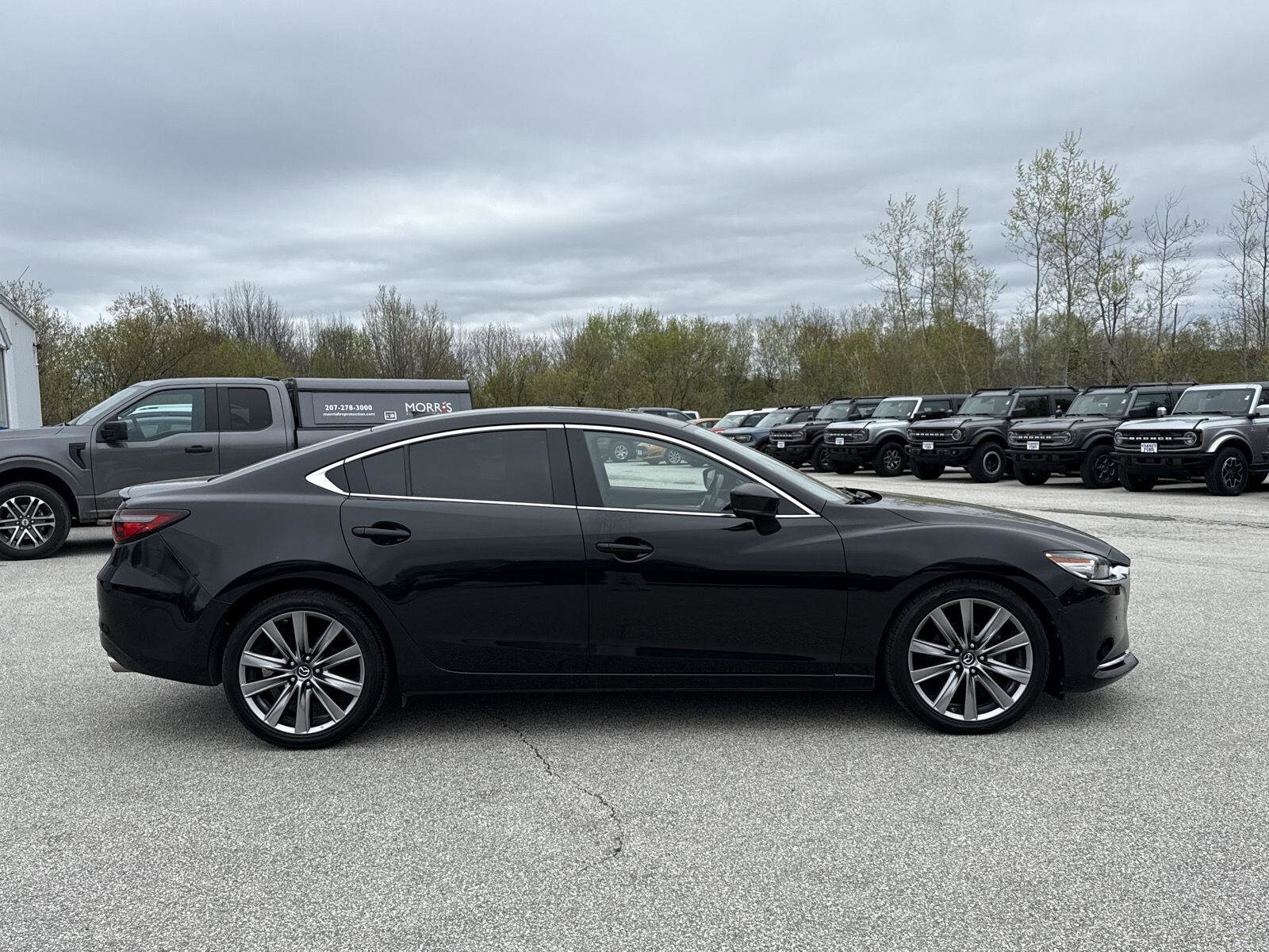 2018 Mazda Mazda6 Signature photo 3
