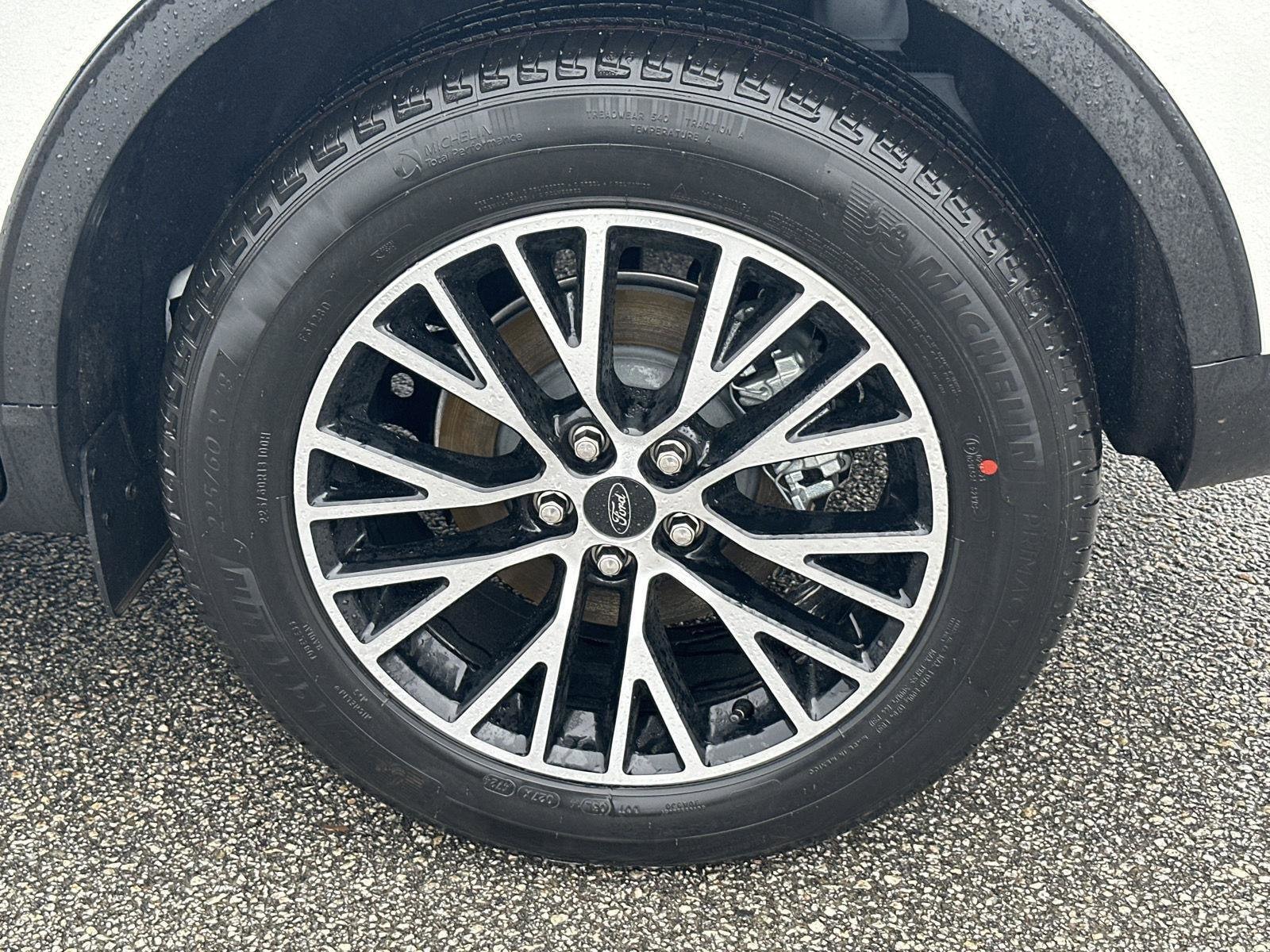 2025 Ford Escape Plug-in hybrid PHEV - Photo 10