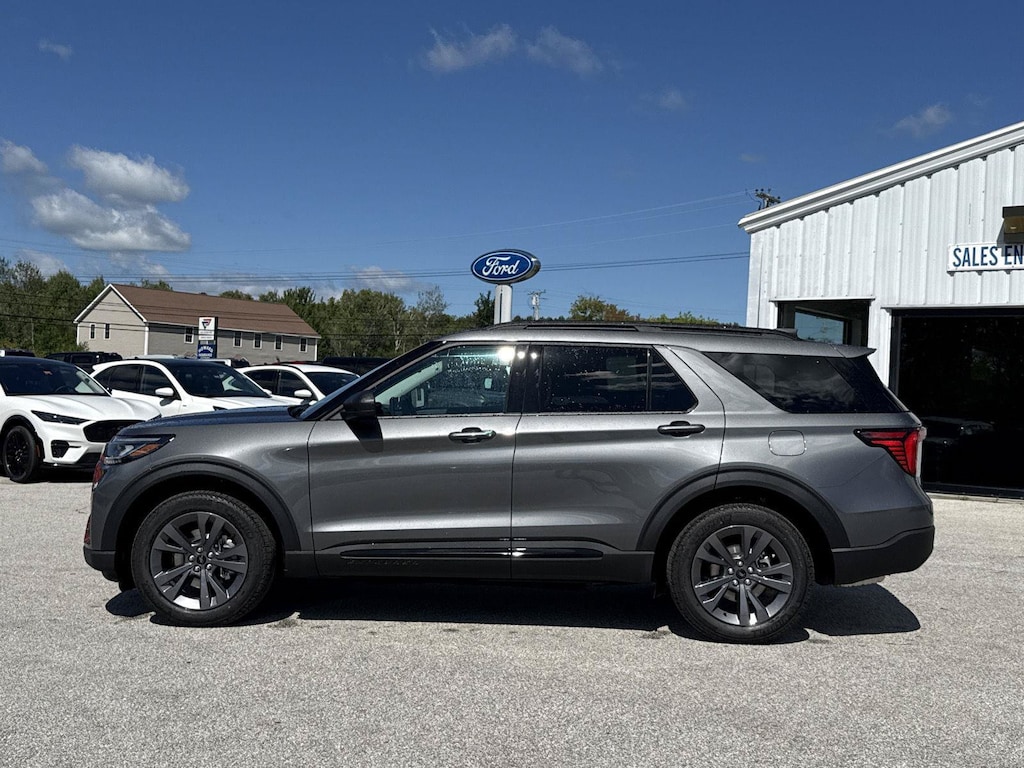 New 2026 Ford Explorer Active w/200A Pkg SUV