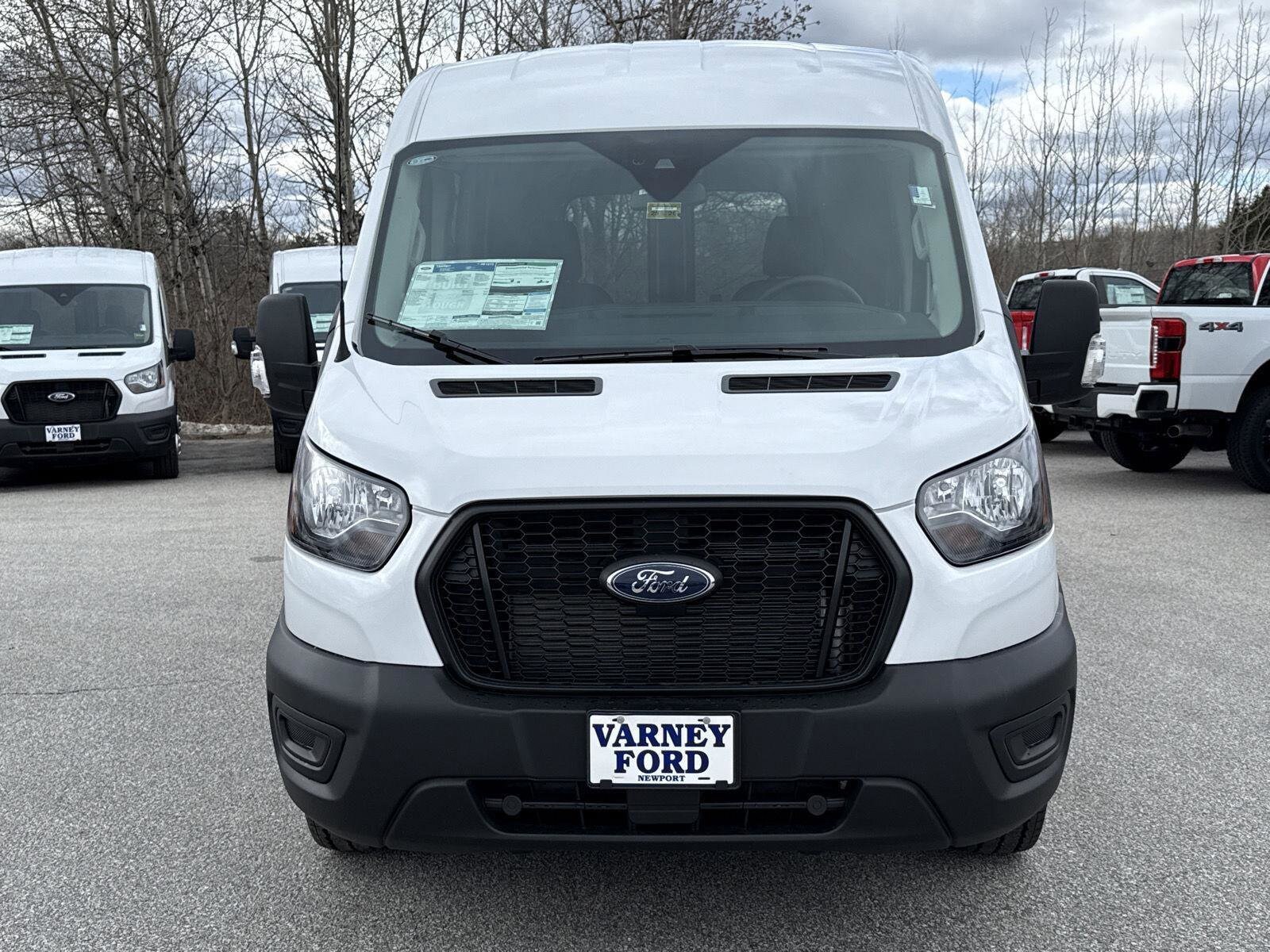 2025 Ford Transit Cargo Van photo 2