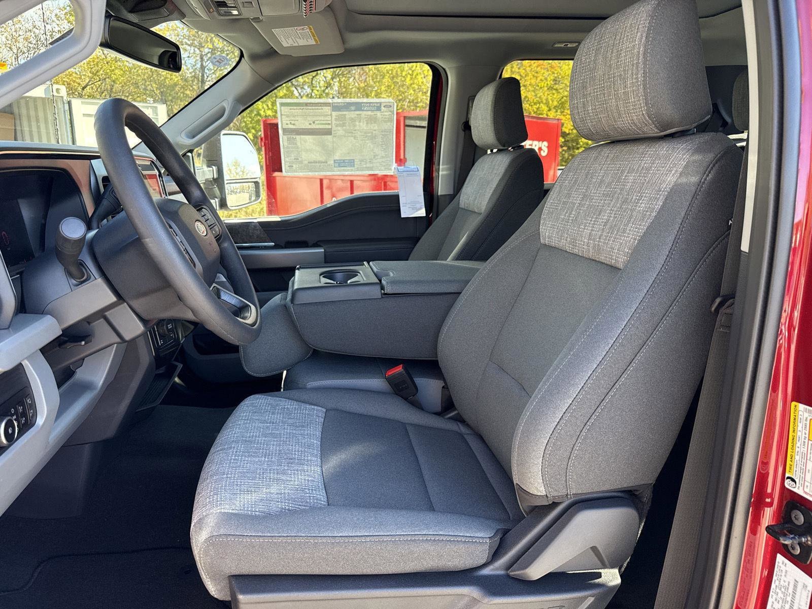 2026 Ford F-250 Super Duty XLT - Photo 12