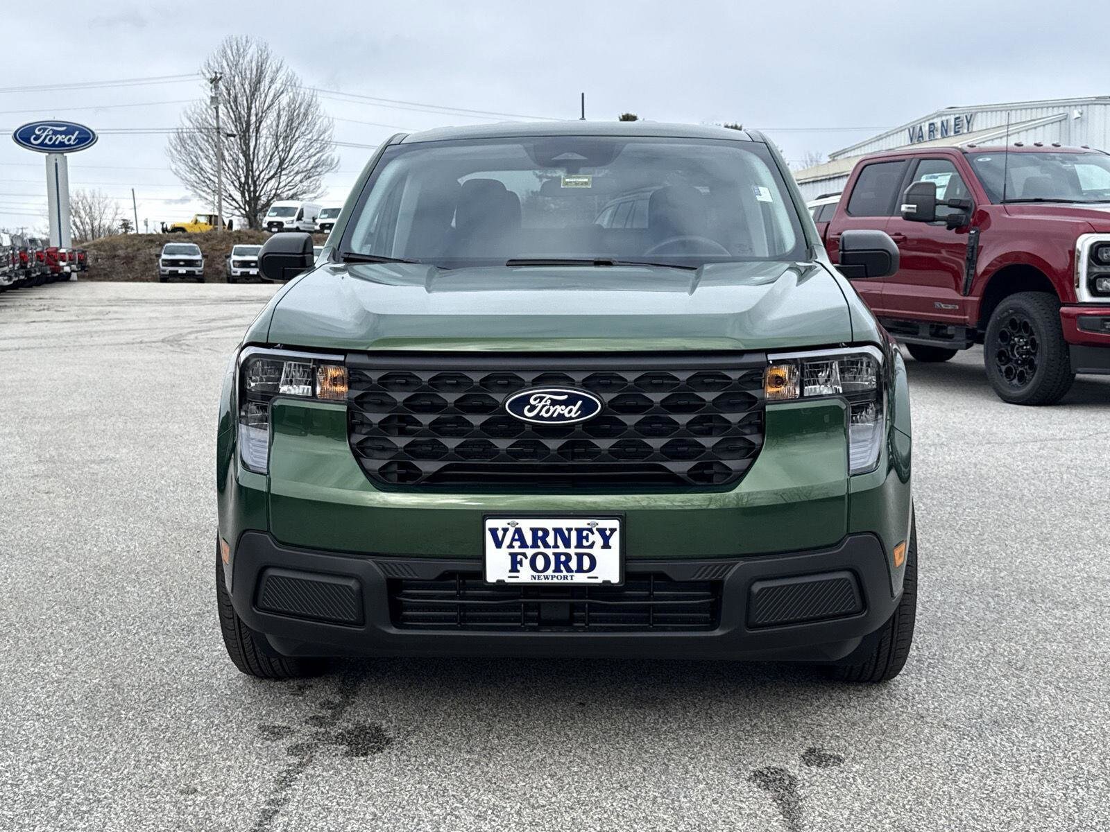 2025 Ford Maverick XL photo 2