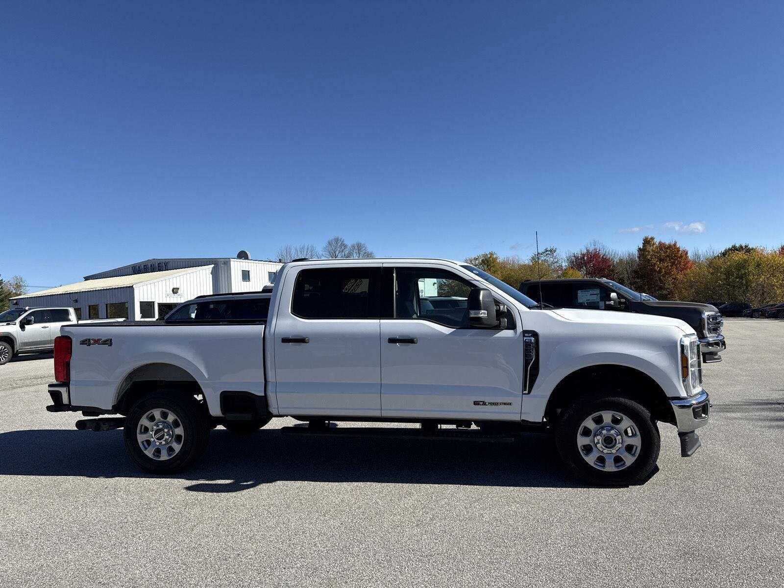 2024 Ford F-250 XLT photo 4