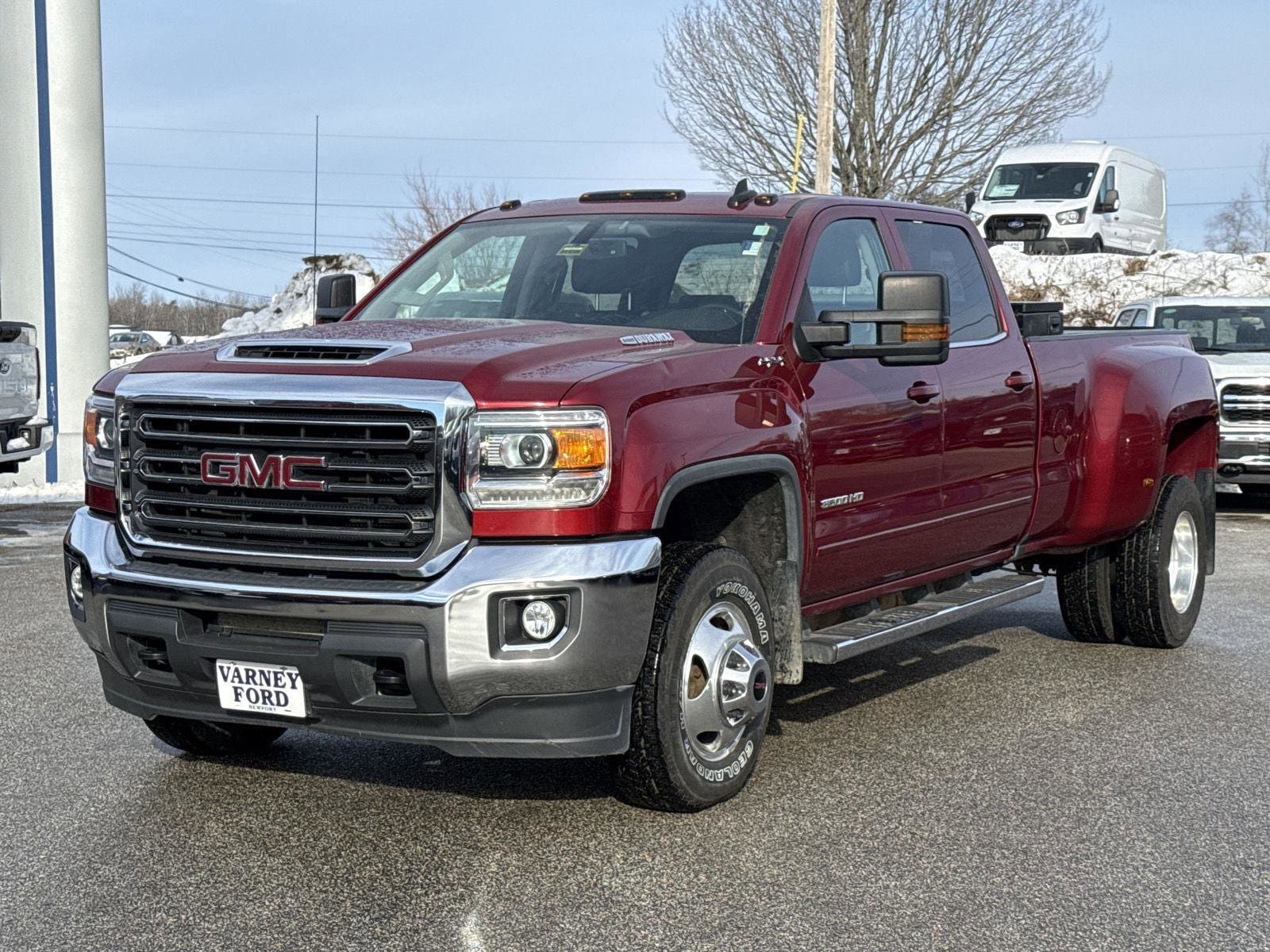 2018 GMC Sierra 3500HD SLE's photo