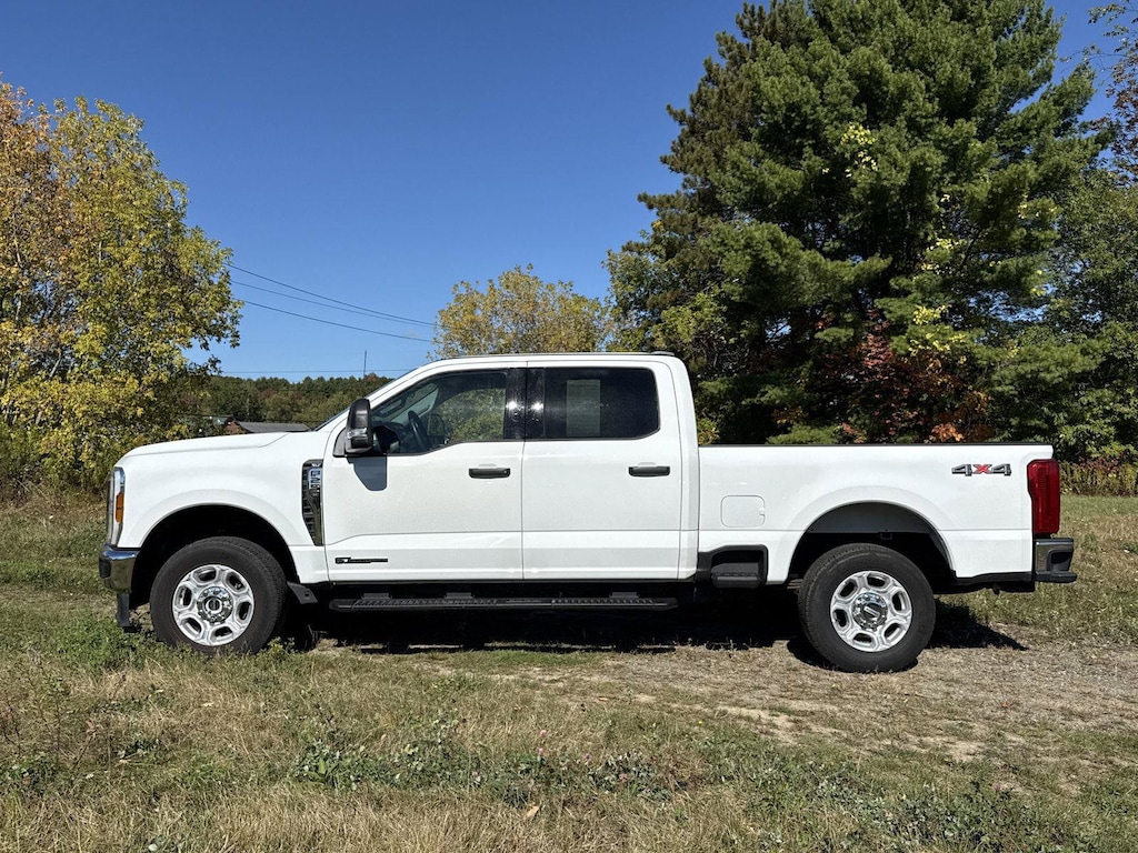 Used 2026 Ford Super Duty F-250 SRW XLT Truck Crew Cab