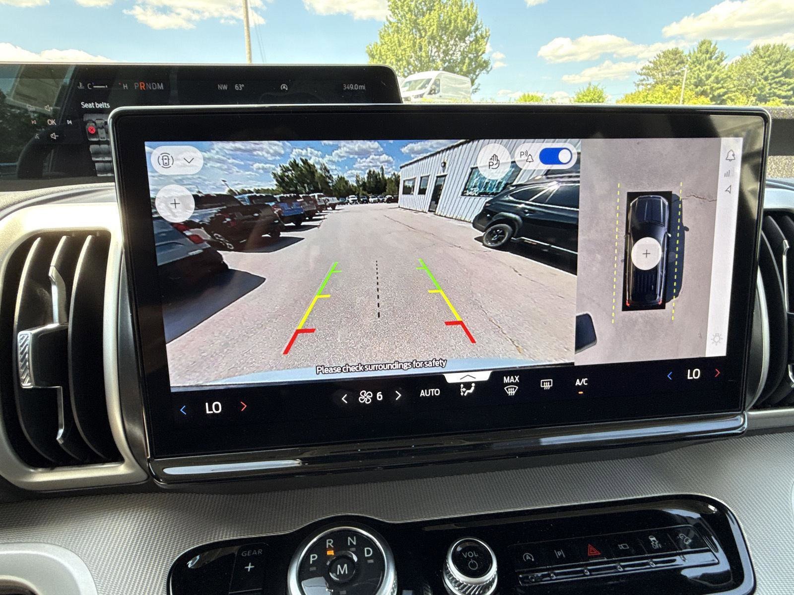 2025 Ford Expedition Active - Photo 18