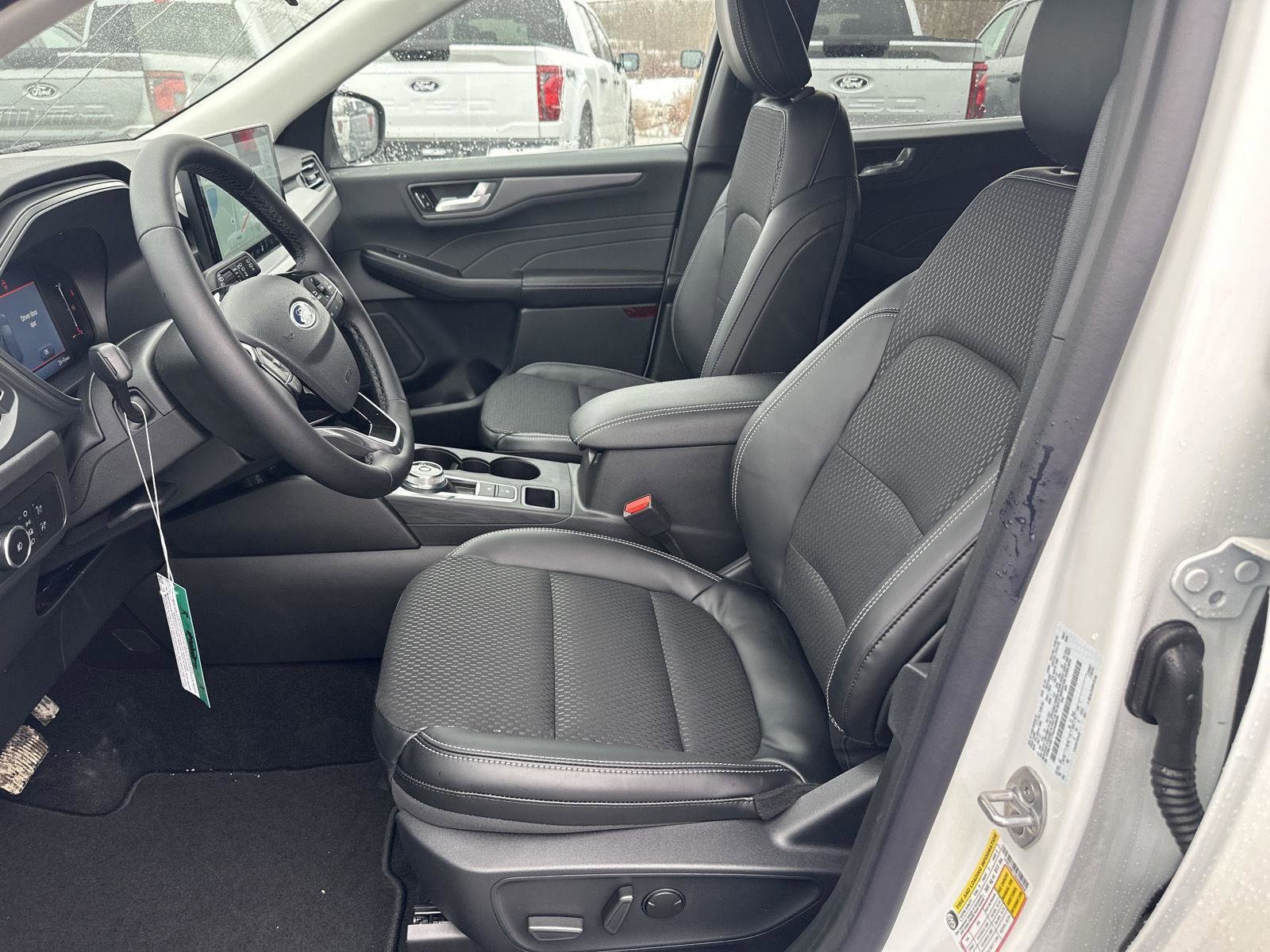 2025 Ford Escape Plug-in hybrid PHEV - Photo 12