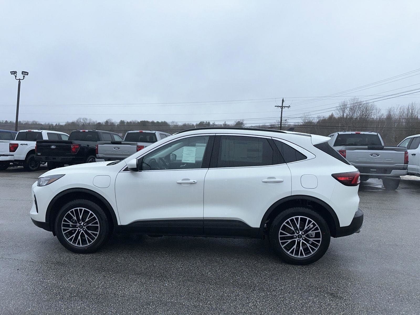 2025 Ford Escape Plug-in hybrid PHEV - Photo 9