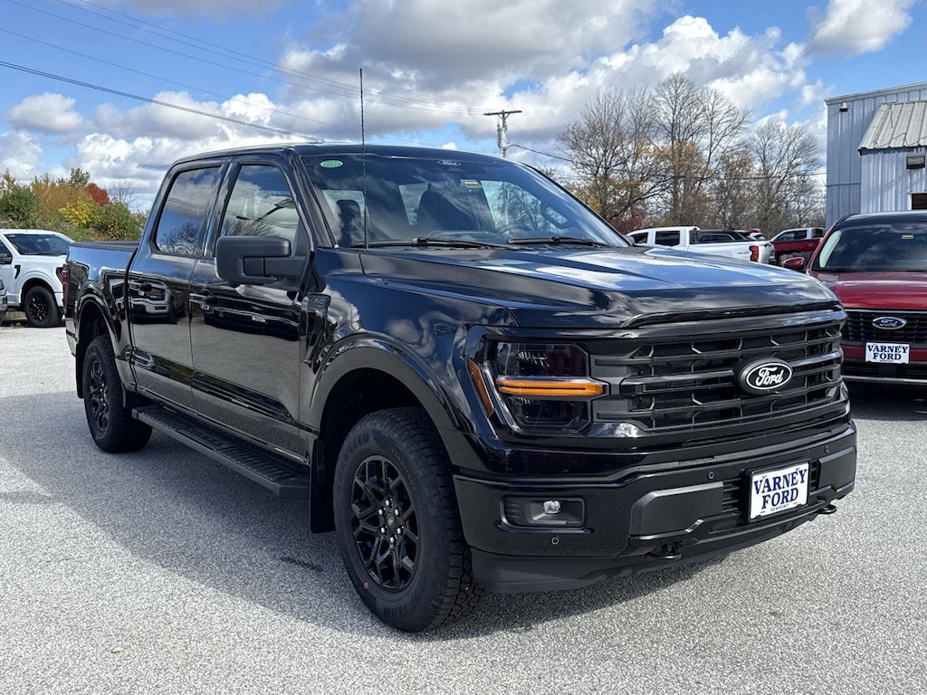 New 2025 Ford F-150 XLT Truck SuperCrew Cab