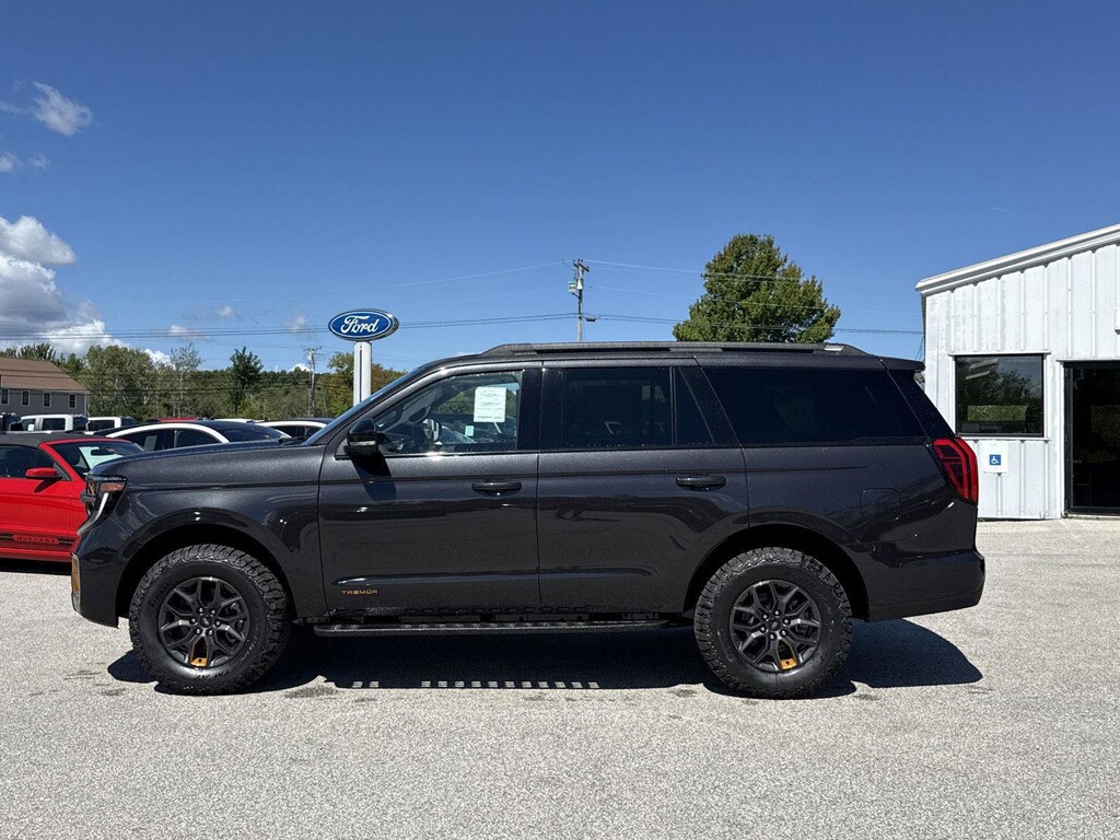 New 2027 Ford Expedition Tremor SUV
