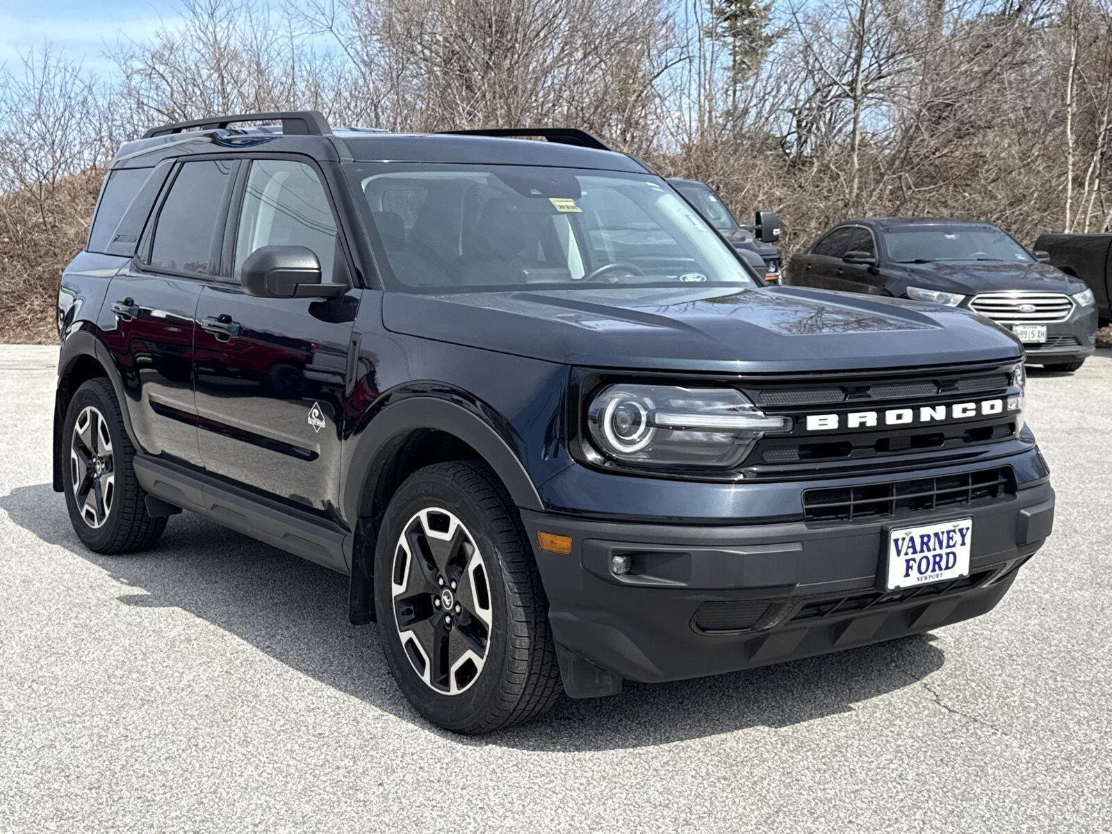 2021 Ford Bronco Sport Outer Banks photo 3